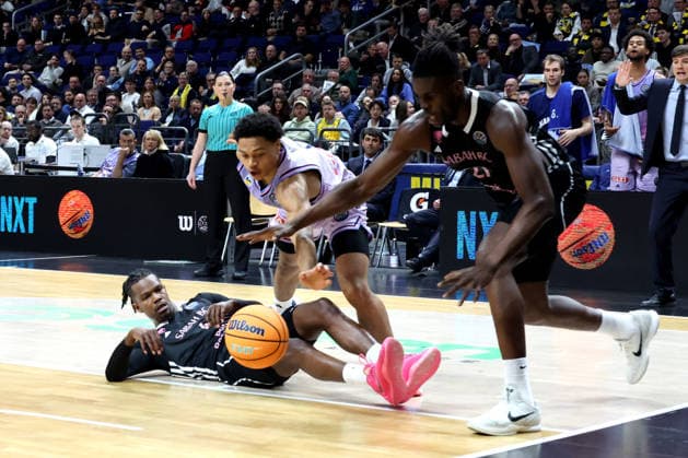 DEU, Basketball Champions League BCL , ALBA vs BC Sabah, 16 12 2025, Uber Arena, Berlin, DEU, Basketball Champions League BCL , ALBA vs BC Sabah, pictured Jack Kayil ALBA Berlin 7 , Gerry Blakes Sabah BC Bak 4 , Jean Marc Pansa Sabah BC Bak 27 nordphotoxGmbHx xEngler nph00076