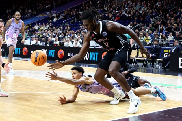 DEU, Basketball Champions League BCL , ALBA vs BC Sabah, 16 12 2025, Uber Arena, Berlin, DEU, Basketball Champions League BCL , ALBA vs BC Sabah, pictured Jack Kayil ALBA Berlin 7 , Gerry Blakes Sabah BC Bak 4 , Jean Marc Pansa Sabah BC Bak 27 nordphotoxGmbHx xEngler nph00076