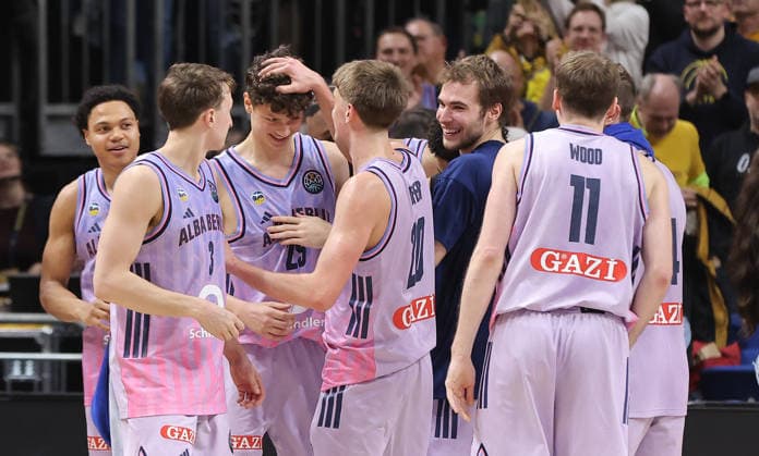 Alba team cheers after the end of the game Joy Emotion Cheers Sport Basketball Champions League CL Men Season 2025 2026 16 12 2025 ALBA Berlin vs BC Sabah Baku