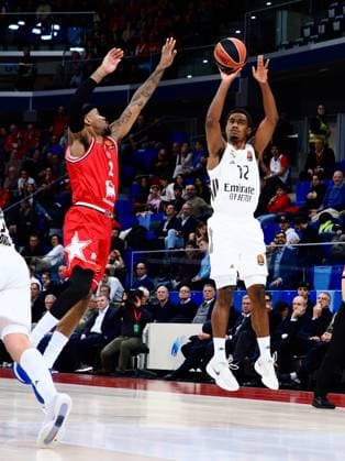 Theo Maledon (Real Madrid) during EA7 Emporio Armani Milano vs Real Madrid, Basketball Euroleague match in Assago (MI), Italy, December 16 2025  Copyright: xSavinoxPaolella IPAxSportx xipa-agency.netx xx IPA_69223740 IPA_Agency_IPA69223740