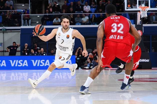 BASKET - Euroleague - EA7 Emporio Armani Milano vs Real Madrid Facundo Campazzo (Real Madrid) during EA7 Emporio Armani Milano vs Real Madrid, Basketball Euroleague match in Assago (MI), Italy, December 16 2025 Assago (MI) Italy  Copyright: xIPAxSport ABACAx