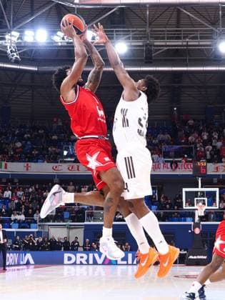 Armoni Brooks (EA7 Emporio Armani Olimpia Milano) during EA7 Emporio Armani Milano vs Real Madrid, Basketball Euroleague match in Assago (MI), Italy, December 16 2025  Copyright: xSavinoxPaolella IPAxSportx xipa-agency.netx xx IPA_69225491 IPA_Agency_IPA69225491