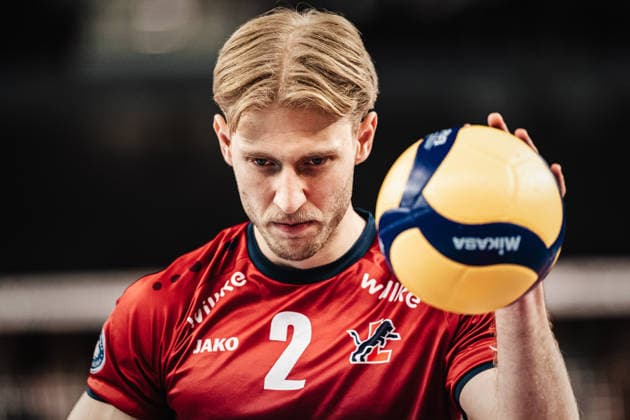 Volleyball Men Season 2025 2026 1 Volleyball Bundesliga Men DVV Pokal Semi-Final SVG Lüneburg vs SWD powervolleys Düren 16 12 2025 Daniel Gruvaeus 2, SVG Lüneburg Lüneburg LKH Arena Niedersachsen Germany
