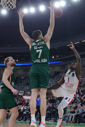 (251217) -- LJUBLJANA, Dec. 17, 2025 -- Jared Harper (R) of Hapoel Midtown Jerusalem competes during the BKT EuroCup 2025 26 11th round basketball match between Cedevita Olimpija Ljubljana and Hapoel Midtown Jerusalem in Ljubljana, Slovenia, on Dec. 16, 2025. (Photo by Xinhua) (SP) SLOVENIA-LJUBLJANA-BASKETBALL-BKT EUROCUP-CEDEVITA OLIMPIJA LJUBLJANA VS HAPOEL VIDTOWN JERUSALEM ZeljkoxStevanic 