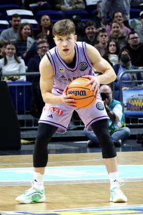 DEU, Basketball Champions League BCL , ALBA vs BC Sabah, 16 12 2025, Uber Arena, Berlin, DEU, Basketball Champions League BCL , ALBA vs BC Sabah, pictured Bennet Hundt ALBA Berlin 33 nordphotoxGmbHx xEngler nph00076