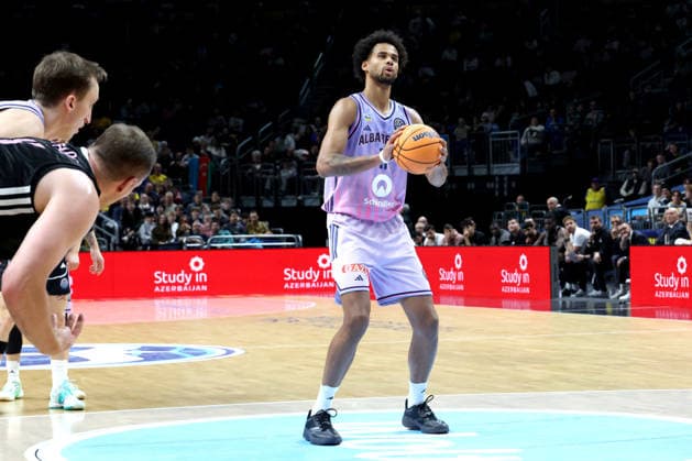 DEU, Basketball Champions League BCL , ALBA vs BC Sabah, 16 12 2025, Uber Arena, Berlin, DEU, Basketball Champions League BCL , ALBA vs BC Sabah, in the picture free throw by Norris Agbakoko ALBA Berlin 17 nordphotoxGmbHx xEngler nph00076