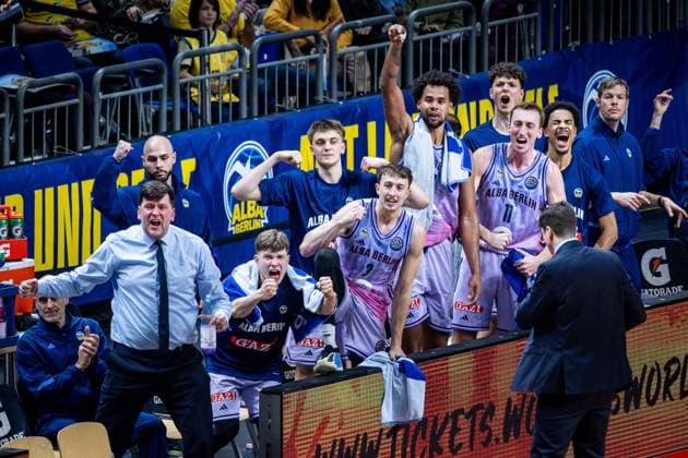 Basketball Berlin 16 12 2025 Season 2025 2026 Basketball Champions League BCL Alba Berlin Sabah BC Baku Jubel Alba Sebastian Trzcionka Alba Berlin, Assistant Coach Bennet Hundt Alba Berlin, No 33 Alex O Connell Alba Berlin, No 03 Anton Nufer Alba Berlin, No 20 Norris Agbakoko Alba Berlin, No 17 Moses Wood Alba Berlin, No 11 Richard Schmitt Alba Berlin, No 25 Matheo hermann Alba Berlin, No 02 and others