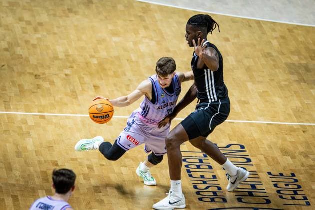 Basketball Berlin 16 12 2025 Season 2025 2026 Basketball Champions League BCL Alba Berlin Sabah BC Baku Bennet Hundt Alba Berlin, No 33 Jean Marc Pansa Sabah, No 27