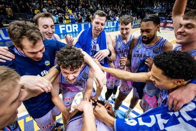 Basketball Berlin 16 12 2025 Season 2025 2026 Basketball Champions League BCL Alba Berlin Sabah BC Baku Jubel Alba Richard Schmitt Alba Berlin, No 25 Malte Delow Alba Berlin, No 06 Moses Wood Alba Berlin, No 11 Justin Bean Alba Berlin, No 34 Alex O Connell Alba Berlin, No 03 J wan Roberts Alba Berlin, No 13 Anton Nufer Alba Berlin, No 20 Jack Kayil Alba Berlin, No 07 Matheo hermann Alba Berlin, No 02 u