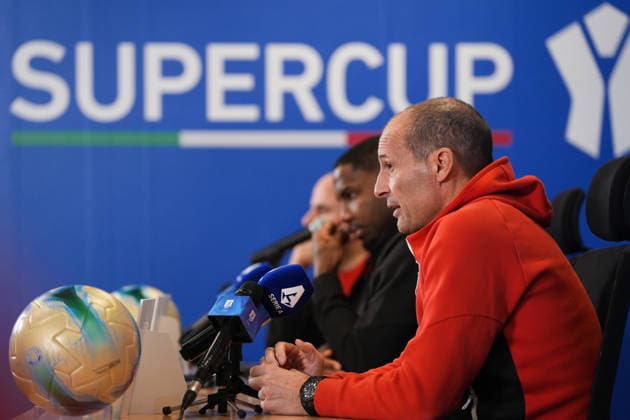 AC Milan s goalkeeper Mike Maignan and AC Milan™s head coach Massimiliano Allegri during AC Milan press conference, PK, Pressekonferenz at Al Awwal Park Stadium in Riyadh, Saudi Arabia - EA Sports FC italian Supercup 2025 2026 - Soccer - Wednesday December 17, 2025  Copyright: xMassimoxPaolone LaPressex