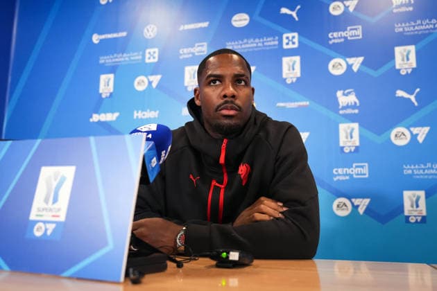 AC Milan s goalkeeper Mike Maignan during AC Milan press conference, PK, Pressekonferenz at Al Awwal Park Stadium in Riyadh, Saudi Arabia - EA Sports FC italian Supercup 2025 2026 - Soccer - Wednesday December 17, 2025  Copyright: xMassimoxPaolone LaPressex