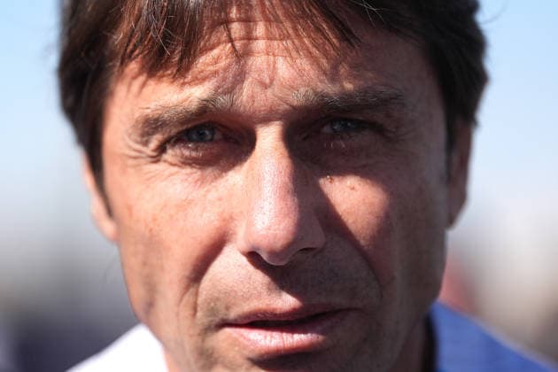 Napoli™s head coach Antonio Conte during the training session in Riyadh , Saudi Arabia - EA Sports FC italian Supercup 2025 2026 Soccer - Wednesday, December 17 , 2025  Copyright: xSpada LaPressex