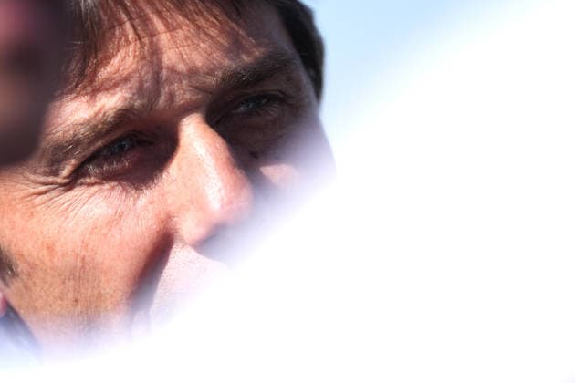 Napoli™s head coach Antonio Conte during the training session in Riyadh , Saudi Arabia - EA Sports FC italian Supercup 2025 2026 Soccer - Wednesday, December 17 , 2025  Copyright: xSpada LaPressex