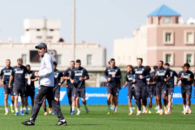 Napoli™s head coach Antonio Conte during the training session in Riyadh , Saudi Arabia - EA Sports FC italian Supercup 2025 2026 Soccer - Wednesday, December 17 , 2025  Copyright: xSpada LaPressex