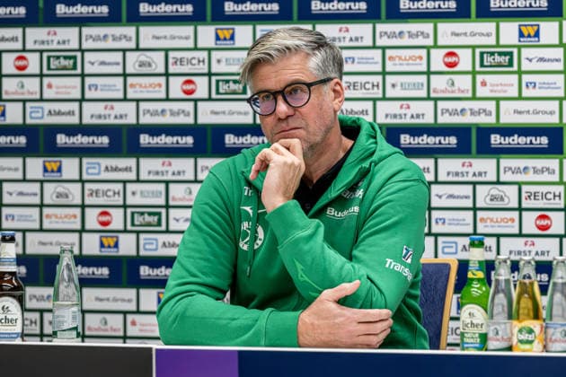 Press conference HSG Wetzlar, 17 12 25 Runar Sigtryggsson HSG Wetzlar Press conference HSG Wetzlar Wetzlar, 17 12 25 Copyright: xBEAUTIFULxSPORTS Roeczeyx