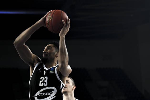 Turk Telekom v JL Bourg - EuroCup Basketball ANKARA, TURKIYE - DECEMBER 17: Ricardo Lindo (23) of JL Bourg in action during EuroCup Basketball group B week 11 match between Turk Telekom and JL Bourg at Ankara Arena in Ankara, Turkiye on December 17, 2025. Mehmet Futsi Anadolu Ankara Turkey. Editorial use only. Please get in touch for any other usage.  Copyright: x2025xAnadoluxMehmetxFutsix