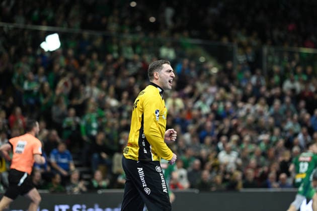 Domenico Ebner SC DHfK Leipzig, 1 SC DHfK Leipzig vs TBV Lemgo Lippe, Handball, DHB Cup quarter-finals, 2025 2026 season, 17 12 2025 SC DHfK Leipzig vs TBV Lemgo Lippe, Handball, DHB Cup quarter-finals, 2025 2026 season, 17 12 2025 Dresden Copyright: xEibner-Pressefoto xHoepnerx EP_PHR