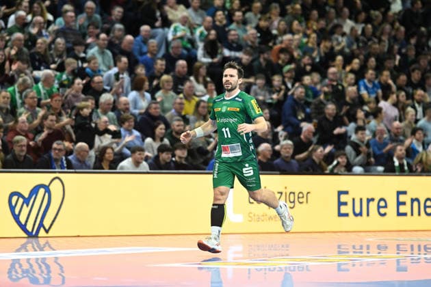 Lukas Binder SC DHfK Leipzig, 11 SC DHfK Leipzig vs TBV Lemgo Lippe, Handball, DHB Cup quarter-finals, 2025 2026 season, 17 12 2025 SC DHfK Leipzig vs TBV Lemgo Lippe, Handball, DHB Cup quarter-finals, 2025 2026 season, 17 12 2025 Dresden Copyright: xEibner-Pressefoto xHoepnerx EP_PHR