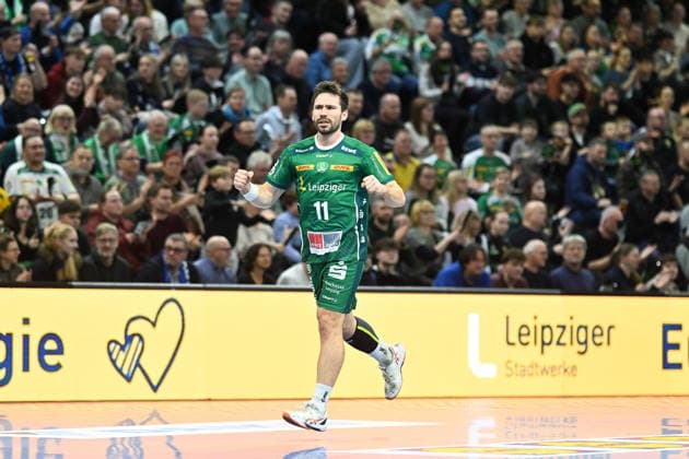 Lukas Binder SC DHfK Leipzig, 11 SC DHfK Leipzig vs TBV Lemgo Lippe, Handball, DHB Cup quarter-finals, 2025 2026 season, 17 12 2025 SC DHfK Leipzig vs TBV Lemgo Lippe, Handball, DHB Cup quarter-finals, 2025 2026 season, 17 12 2025 Dresden Copyright: xEibner-Pressefoto xHoepnerx EP_PHR