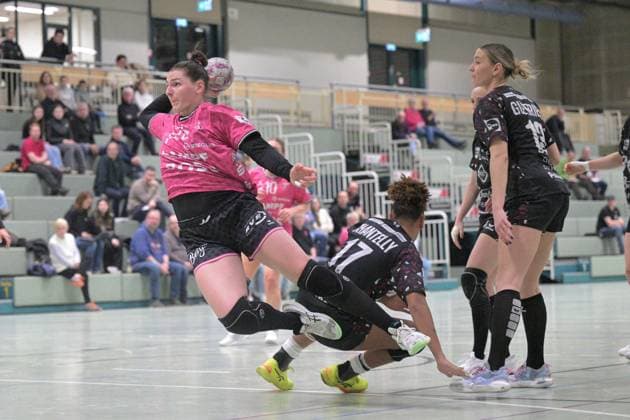 Handball, Women, Test match, TusSies Metzingen - ATH Srasbourg