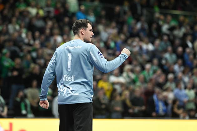 Constantin Moestl TBV Lemgo Lippe, 1 SC DHfK Leipzig vs TBV Lemgo Lippe, Handball, DHB Cup quarter-finals, 2025 2026 season, 17 12 2025 SC DHfK Leipzig vs TBV Lemgo Lippe, Handball, DHB Cup quarter-finals, 2025 2026 season, 17 12 2025 Dresden Copyright: xEibner-Pressefoto xHoepnerx EP_PHR