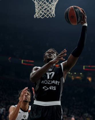 Partizan v Virtus, Euroleague, season 2025 2026, round 16 Belgrade, Serbia. 17th Dec, 2025. Partizan s Isaac Bonga during Euroleague basketball match between Partizan and Virtus on December 17. 2025. in Belgrade, Serbia. Belgrade Serbia Copyright: xPedjaxMilosavljevic STARSPORTx