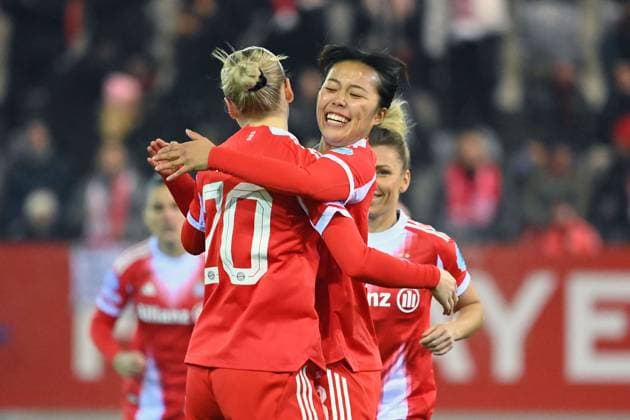 Goal celebration Momoko TANIKAWA FCB,right after goal to 1 0 with Franziska KETT FCB , right Linda DALLMANN FCB , cheering,joy,enthusiasm,action FC Bayern Muenchen Valerenga Oslo Football Womens Champions League on 17 12 2025 FC Bayern Campus