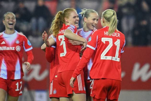 Goal celebration Stine BALLISAGER FCB,3 with Franziska KETT FCB and Pernile HARDER FCB , after goal to 2 0, cheering,joy,enthusiasm,action FC Bayern Muenchen Valerenga Oslo Football Womens Champions League on 17 12 2025 FC Bayern Campus