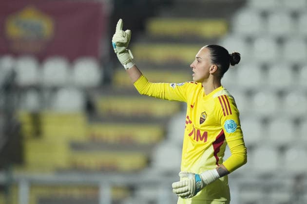 AS Roma s goalkeeper Olivie Lukasova during the Uefa Women™s Champions League soccer match between Roma and St. Pölten at the Rome s Tre Fontane stadium, Italy - Wednesday December 17, 2025 - Soccer ( Photo by Alfredo Falcone LaPresse )  Copyright: xAlfredoxFalcone LaPressex