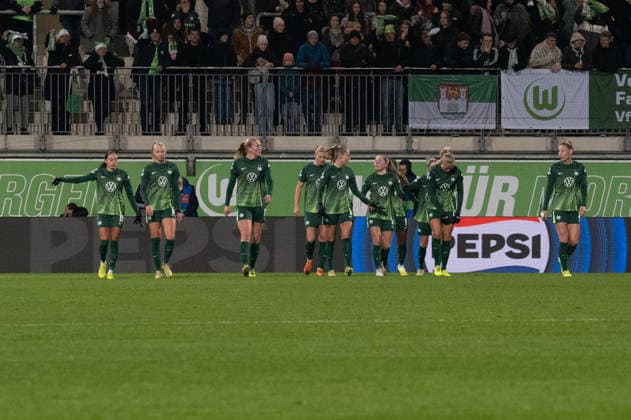 Germany, Football, UEFA, Womens Champions League, Matchday 6 2025 2026 VfL Wolfsburg Chelsea FC on 17 12 in Wolfsburg AOK Stadion Goal 1 0 Alexandra Popp VfL Wolfsburg 11 Goal celebration Copyright: xSvenxHeidmannx