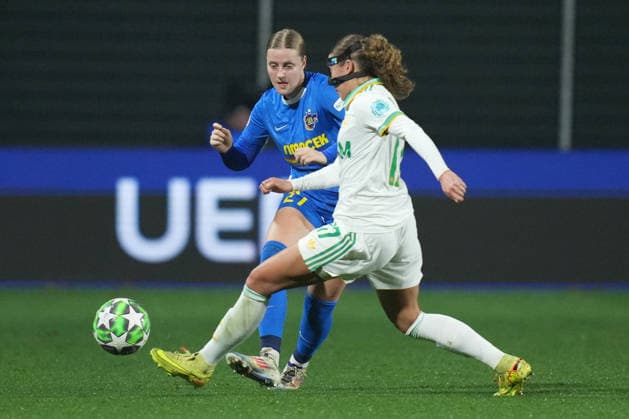 St. Polten s Sarah Gutmann AS Roma s Alayah Sophia Pilgrim during the Uefa Women™s Champions League soccer match between Roma and St. Pölten at the Rome s Tre Fontane stadium, Italy - Wednesday December 17, 2025 - Soccer ( Photo by Alfredo Falcone LaPresse )  Copyright: xAlfredoxFalcone LaPressex