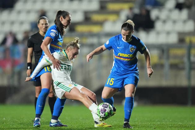 AS Roma s Giada Greggi St. Polten s Leila Peneau during the Uefa Women™s Champions League soccer match between Roma and St. Pölten at the Rome s Tre Fontane stadium, Italy - Wednesday December 17, 2025 - Soccer ( Photo by Alfredo Falcone LaPresse )  Copyright: xAlfredoxFalcone LaPressex