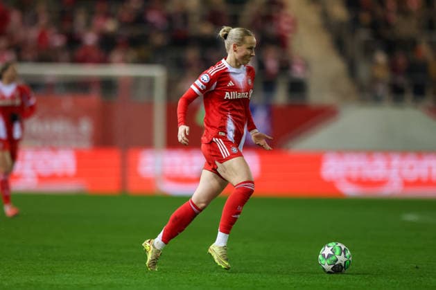 Franziska Kett FC Bayern Muenchen, 20 , GER, FC Bayern Muenchen vs Valerenga IF, Football, UEFA Womens Champions League, League phase, Matchday 6, 2025 2026 season, 17 12 2025, GER, FC Bayern Muenchen vs Valerenga IF, Football, UEFA Womens Champions League, League phase, Matchday 6, 2025 2026 season, 17 12 2025 Muenchen Copyright: xEibner-Pressefoto JennixMaulx EP_JML