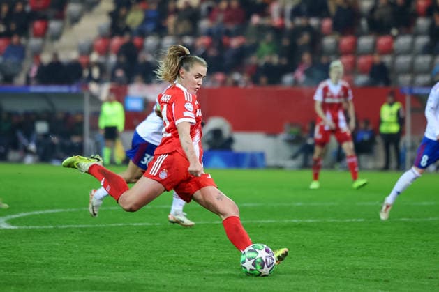 Georgia Stanway FC Bayern Muenchen, 31 , GER, FC Bayern Muenchen vs Valerenga IF, Football, UEFA Womens Champions League, League Phase, Matchday 6, Season 2025 2026, 17 12 2025, GER, FC Bayern Muenchen vs Valerenga IF, Football, UEFA Womens Champions League, League Phase, Matchday 6, Season 2025 2026, 17 12 2025 Muenchen Copyright: xEibner-Pressefoto JennixMaulx EP_JML