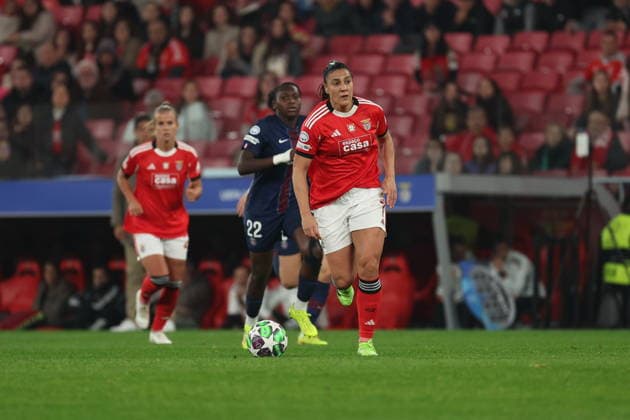 Cristina Martin-Prieto ( SL Benfica Womens team ) in action during the match between SL Benfica Womens team and PSG Womens team, valid for Womens Champions League 2025 2026 at Estadio do Lisboa e Benfica on 17 December 2025. Lisboa Estadio do Sport Lisboa de Benfica Lisboa Portugal Copyright: xIMAGOx xPRIMExSPORTSxIMAGESx xFILIPExOLIVEIRAx