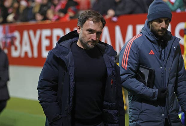 Football, Women, Women Champions League, Matchday 3, Season 2025 2026, FC Bayern Munich Valerengal, Valerenga, Campus Jose Barcala,Coach FC Bayern Munich head, upper body