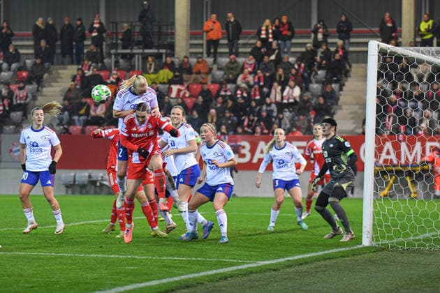 Sara Horte 2 Valerenga clears with her head during the UEFA Womens Champions League match FC Bayern Munich Valerenga IF on 17 12 2025 Munich FC Bayern Campus Bayern Germany