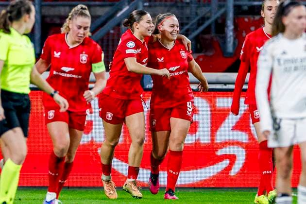 Jaimy Ravensbergen of FC Twente celebrate their team s first goal with Lynn Groenewegen of FC Twente FC Twente v Real Madrid CF, UEFA Women s Champions League 2025 26 League Phase MD6, FC Twente v Real Madrid CF, FC Twente Stadium, December 17, 2025, Enschede, Netherlands.