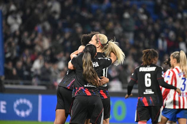 Football : OL Lyonnes v Atletico Madrid - UEFA Womens champions league Wendie RENARD of Lyon scoring goal during the UEFA Womens champions league match between OL Lyonnes and Atletico Madrid at Groupama Stadium Decines Charpieu Lyon France on December 17, 2025 LYONFrance  Copyright: xMouradxAllilix