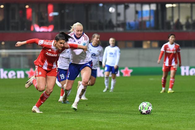 Jovana Damnjanovic 9 Bayern and Sara Horte 2 Valerenga in action at the UEFA Womens Champions League match FC Bayern Munich Valerenga IF on 17 12 2025 Munich FC Bayern Campus Bayern Germany