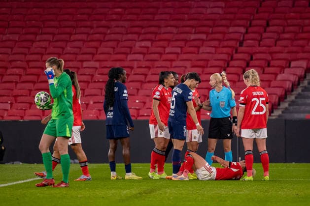 UEFA Women™s Champions League league phase game between SL Benfica and Paris Saint-Germain FC (Luis Loureiro Ball Raw Images) Lisbon Estadio Da Luz Portugal Copyright: xLuisxLoureirox SLBA9852