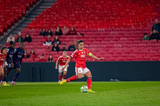 Carole Costa seen during UEFA Women™s Champions League league phase game between SL Benfica and Paris Saint-Germain FC (Luis Loureiro Ball Raw Images) Lisbon Estadio Da Luz Portugal Copyright: xLuisxLoureirox SLBA9885