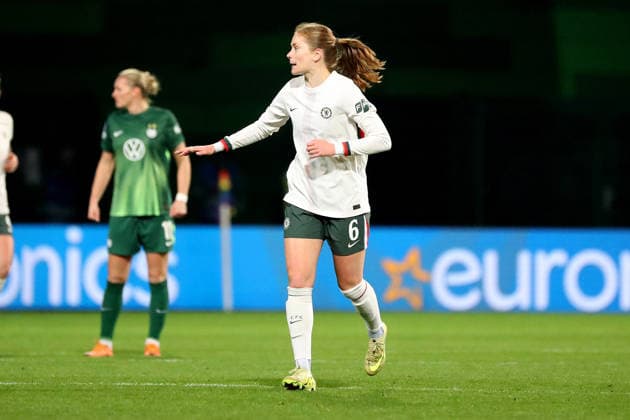 VfL vs Chelsea, CL Women Wolfsburg, 17 12 2025, FOOTBALL VfL Wolfsburg vs FC Chelsea, Champions League Women, Season 2025 26 Sjoeke Nüsken Chelsea Wolfsburg