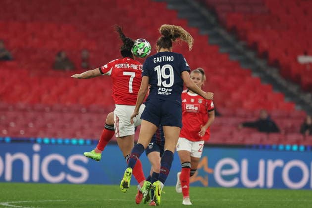 Eva Gaetino ( Paris Saint-Germain FC ) in action during the match between SL Benfica Womens team and PSG Womens team, valid for Womens Champions League 2025 2026 at Estadio do Lisboa e Benfica on 17 December 2025. Lisboa Estadio do Sport Lisboa de Benfica Lisboa Portugal Copyright: xIMAGOx xPRIMExSPORTSxIMAGESx xFILIPExOLIVEIRAx