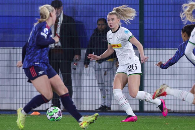 251217 UWCL OH Leuven vs Arsenal Isabella Dekker (26) of OH Leuven pictured during the soccer match between OH Leuven (BEL) and Arsenal (ENG), league phase match day 6, 2025-2026 season of UEFA Womens Champions League , on Wednesday 17 December 2025 in LEUVEN , Belgium . PHOTO SPORTPIX Sevil Oktem LEUVEN Belgium  Copyright: xSevilxOktemx SOK-1835