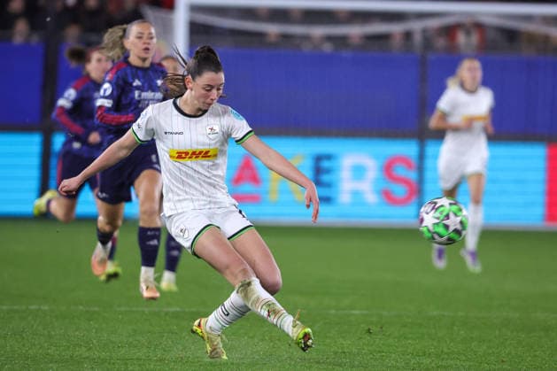 251217 UWCL OH Leuven vs Arsenal Aurelie Reynders (10) of OH Leuven pictured during the soccer match between OH Leuven (BEL) and Arsenal (ENG), league phase match day 6, 2025-2026 season of UEFA Womens Champions League , on Wednesday 17 December 2025 in LEUVEN , Belgium . PHOTO SPORTPIX Sevil Oktem LEUVEN Belgium  Copyright: xSevilxOktemx SOK-1865
