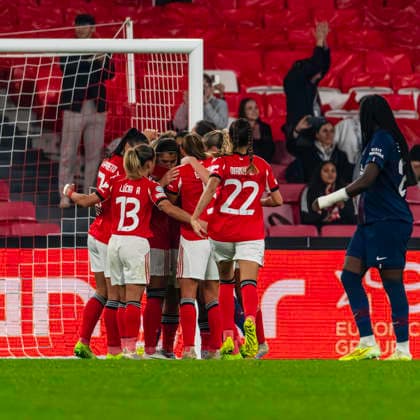 December 17, 2025, Lisbon, Lisbon, Portugal: SL Benfica celebrates the goal after scoring a penalty, during the UEFA Women s Champions League, between SL Benfica and PSG, at the EstoÂ¡dio da Luz, in Lisbon, on 17 december 2025 Lisbon Portugal - ZUMAr200 20251217_zsp_r200_006 Copyright: xNunoxReisinhox