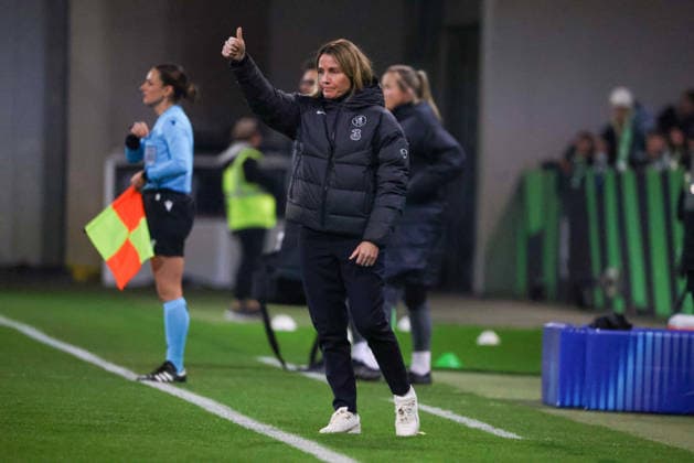 Wolfsburg, Germany 17 December 2025 Champions League Women 2025 2026 VfL Wolfsburg vs Chelsea FC In the picture Coach Sonia Bompastor Chelsea FC shows thumbs up Volkswagen Arena Niedersachsen Copyright: xFotostandx xFantinix