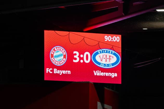 The scoreboard, Video wall shows the final result, Final score, 17 12 2025, Munich Germany , Football, UEFA Womens Champions League, League phase 6 matchday, FC Bayern München Valerenga IF xslx
