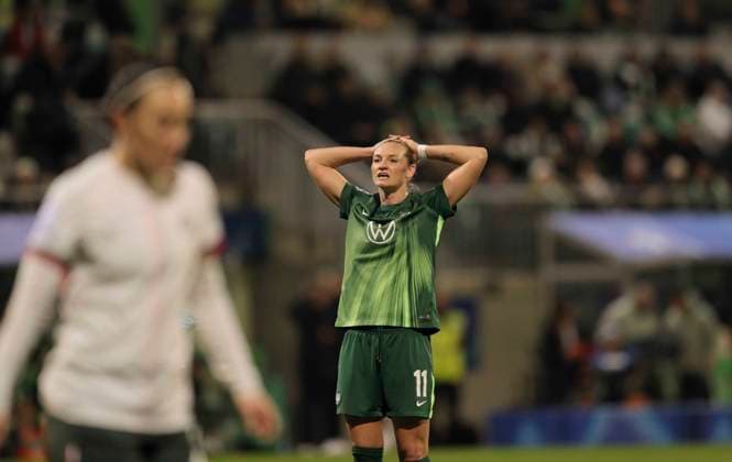 Photo Disappointment at Alexandra POPP Wolfsburg Football Womens Champions League on Wed 17 12 2025 VfL Wolfsburg FC Chelsea 1 2
